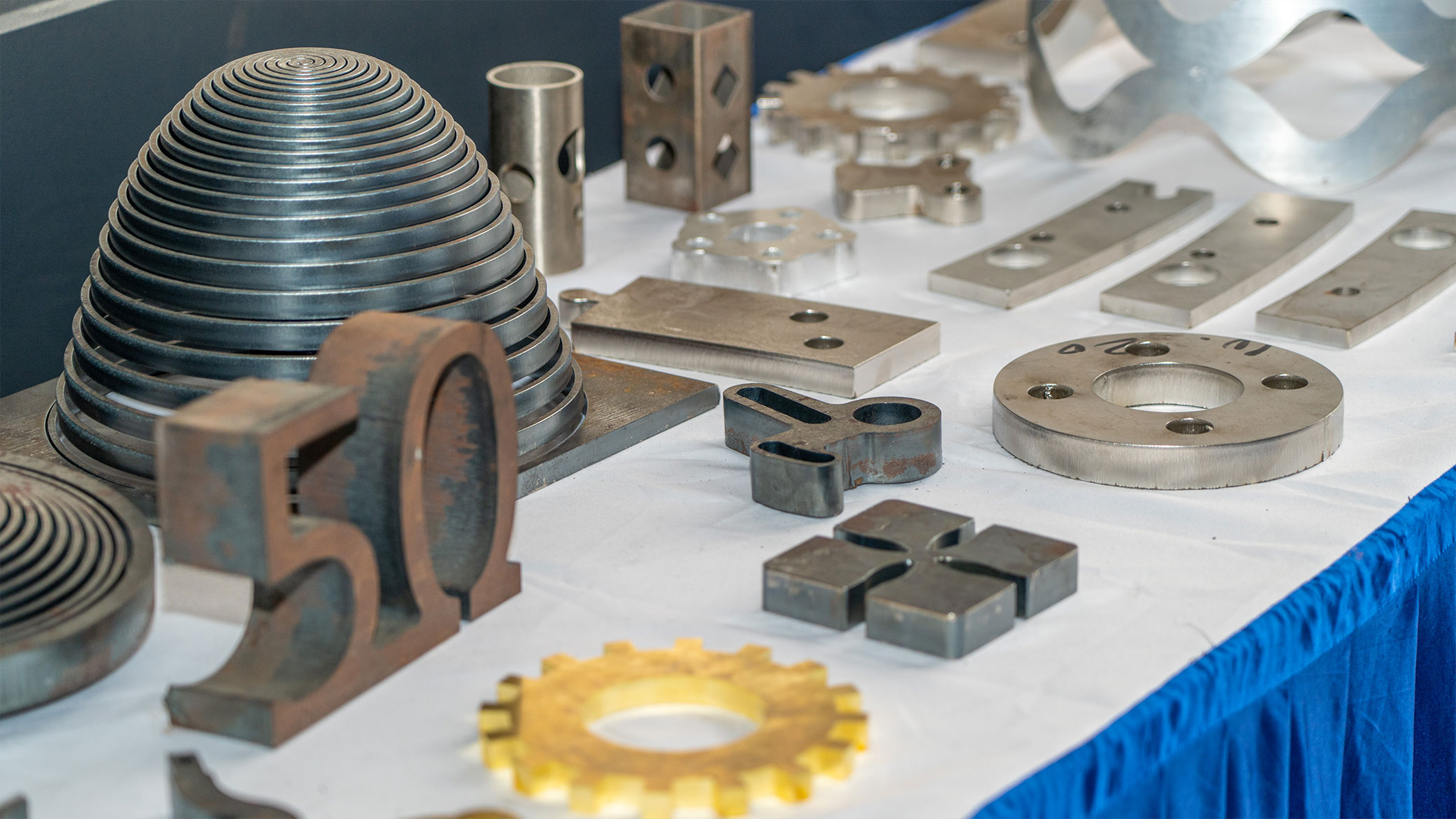 3000W單平臺(tái)激光切割機(jī)：中小企業(yè)高效加工優(yōu)選